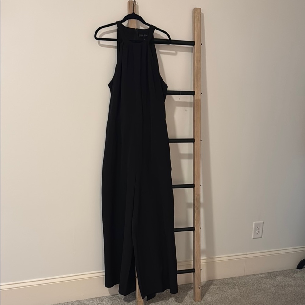Elegant Black Jumpsuit with Wide-Leg Silhouette